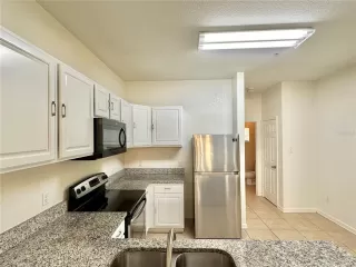 Photo #4: O6403925 Listing 