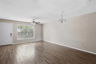 Photo #6: O6403947 Listing 
