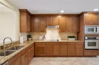 Photo #3: O6404038 Listing 