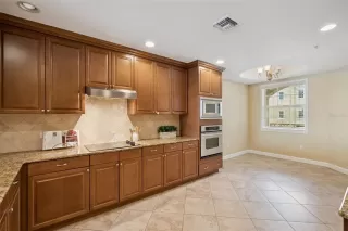 Photo #6: O6404038 Listing 