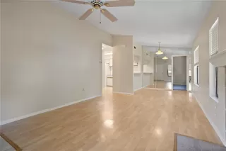 Photo #5: O6404058 Listing 