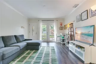 Photo #2: O6404110 Listing 