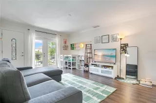 Photo #4: O6404110 Listing 
