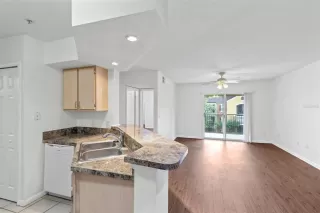 Photo #6: O6404180 Listing 