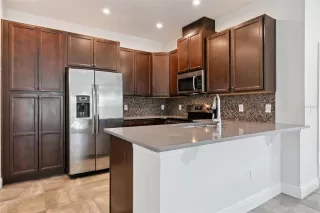 Photo #2: O6404188 Listing 