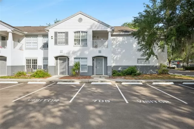 MLS: O6404361 Condo For Sale
