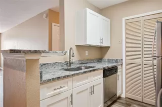 Photo #4: O6404361 Listing 