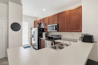 Photo #5: O6404510 Listing 