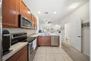 Photo #6: O6404510 Listing 
