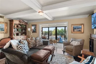 Photo #5: O6404706 Listing