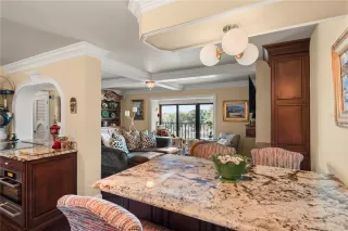Photo #6: O6404706 Listing
