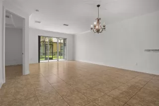 Photo #6: O6404799 Listing 