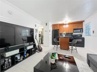Photo #5: O6404898 Listing 