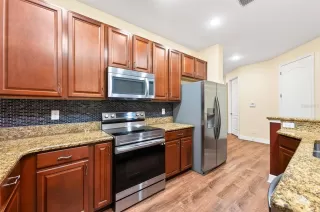 Photo #6: O6405039 Listing 