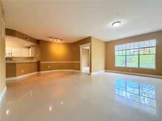 Photo #6: O6405079 Listing 