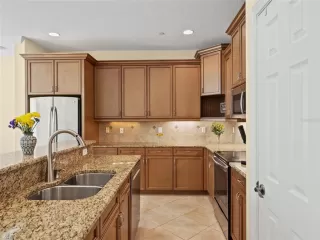 Photo #4: O6405161 Listing 