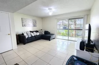 Photo #2: O6405203 Listing 