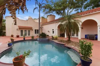 Photo #1: O6405318 Listing 
