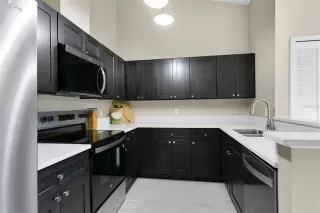 Photo #2: O6405343 Listing