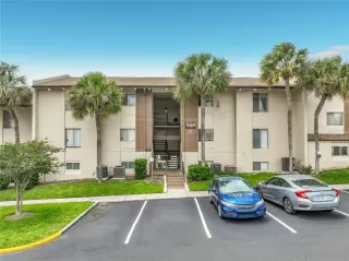 Photo #1: O6405353 Listing 