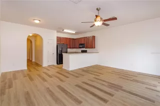 Photo #5: O6405354 Listing
