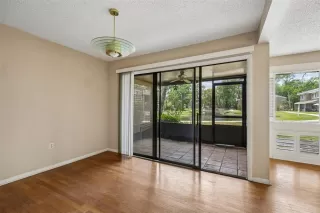 Photo #6: O6405362 Listing 