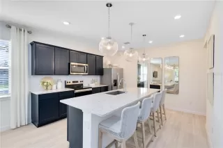 Photo #4: O6405389 Listing 