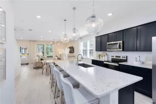 Photo #6: O6405389 Listing 