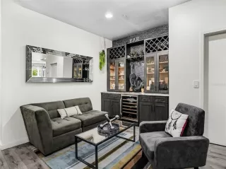Photo #3: O6405434 Listing 