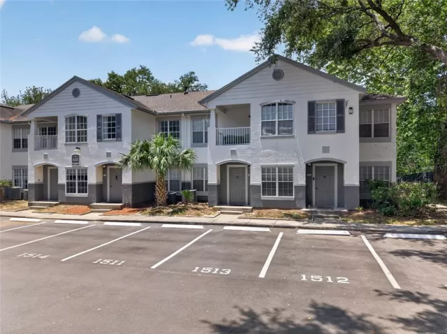 MLS: O6405846 Condo For Sale