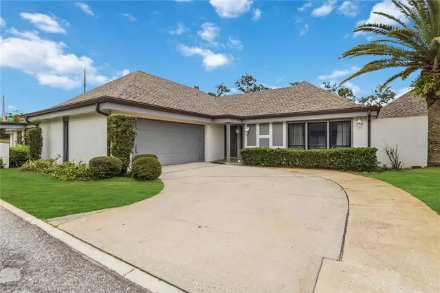 MLS: O6405886 Condo For Sale
