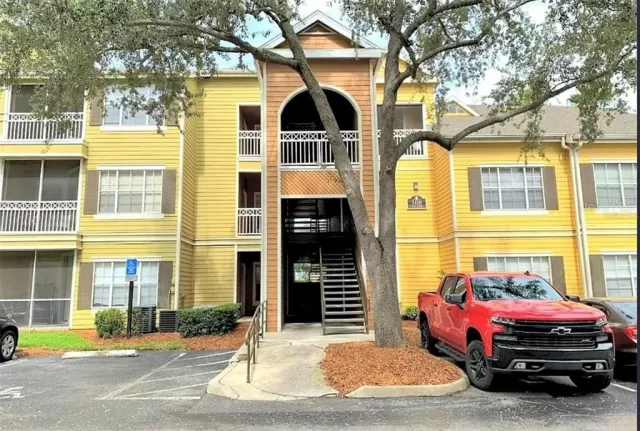 MLS: O6406070 Condo For Sale