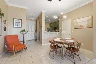Photo #4: O6406454 Listing 