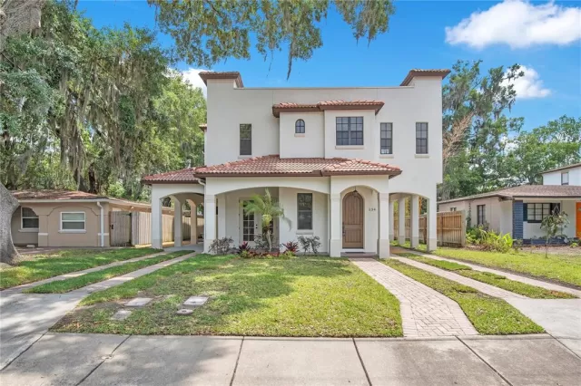 MLS: O6406474 Condo For Sale