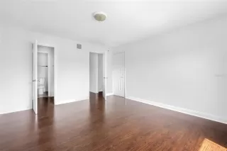 Photo #5: O6406716 Listing 