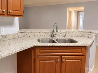 Photo #5: O6406825 Listing
