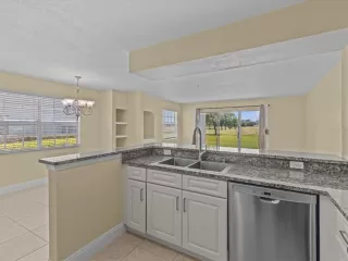Photo #5: O6406862 Listing