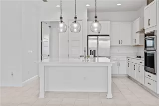Photo #3: O6406875 Listing 