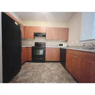 Photo #2: O6407140 Listing