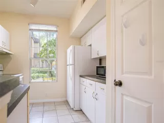 Photo #4: O6407202 Listing 