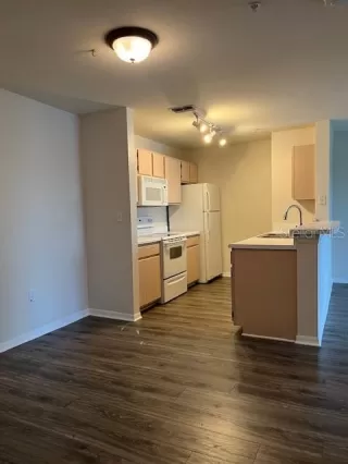 Photo #3: O6407249 Listing 