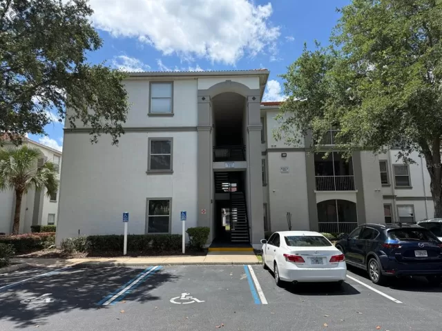 MLS: O6407276 Condo For Sale