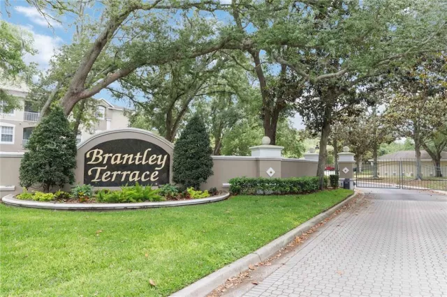 MLS: O6407342 Condo For Sale