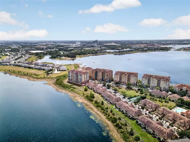 MLS: O6407387 Condo For Sale