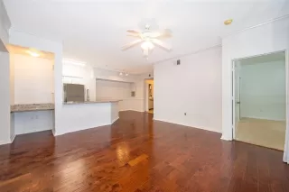 Photo #4: O6407430 Listing 