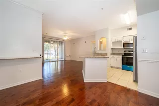 Photo #6: O6407430 Listing 