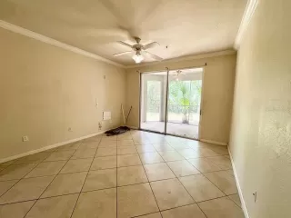 Photo #2: O6407434 Listing
