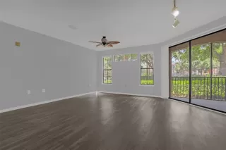 Photo #4: O6407569 Listing 