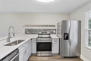Photo #3: O6407601 Listing 