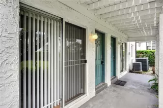 Photo #2: O6407617 Listing 